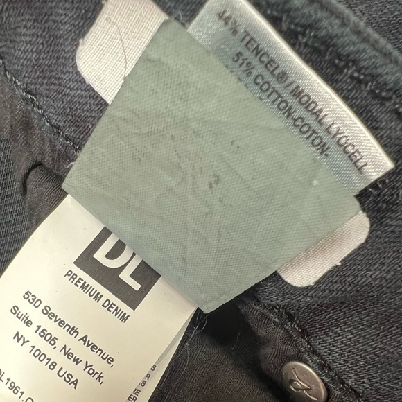 DL1961 Azalea Relaxed Skinny Jean in Nemesis Black Size 28” Distressed REVOLVE - Picture 7 of 13